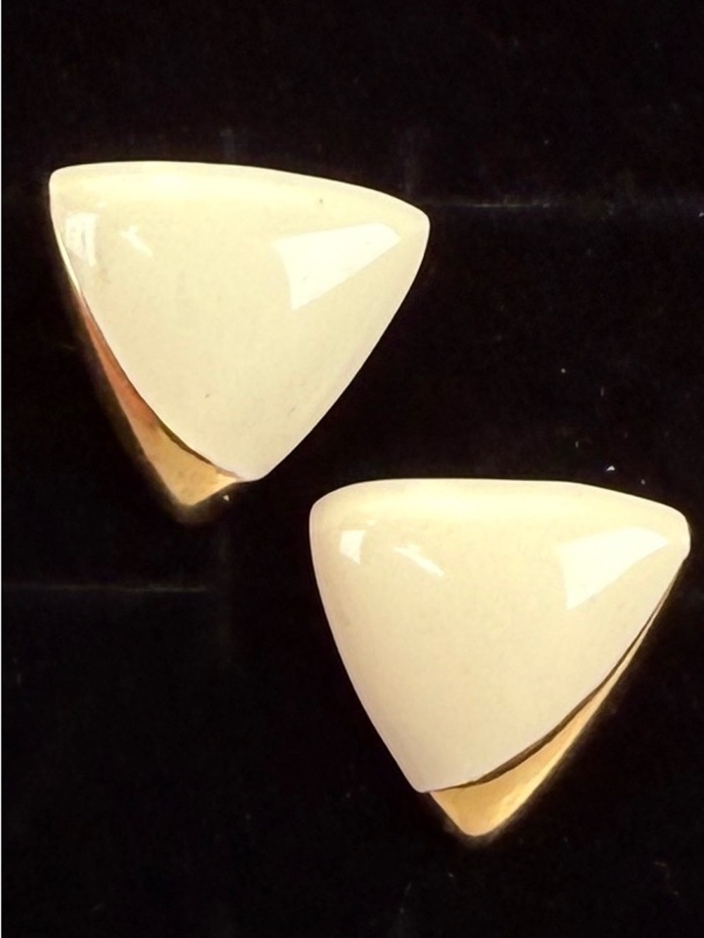 Vintage Monet Cream and Goldtone Pierced Earrings